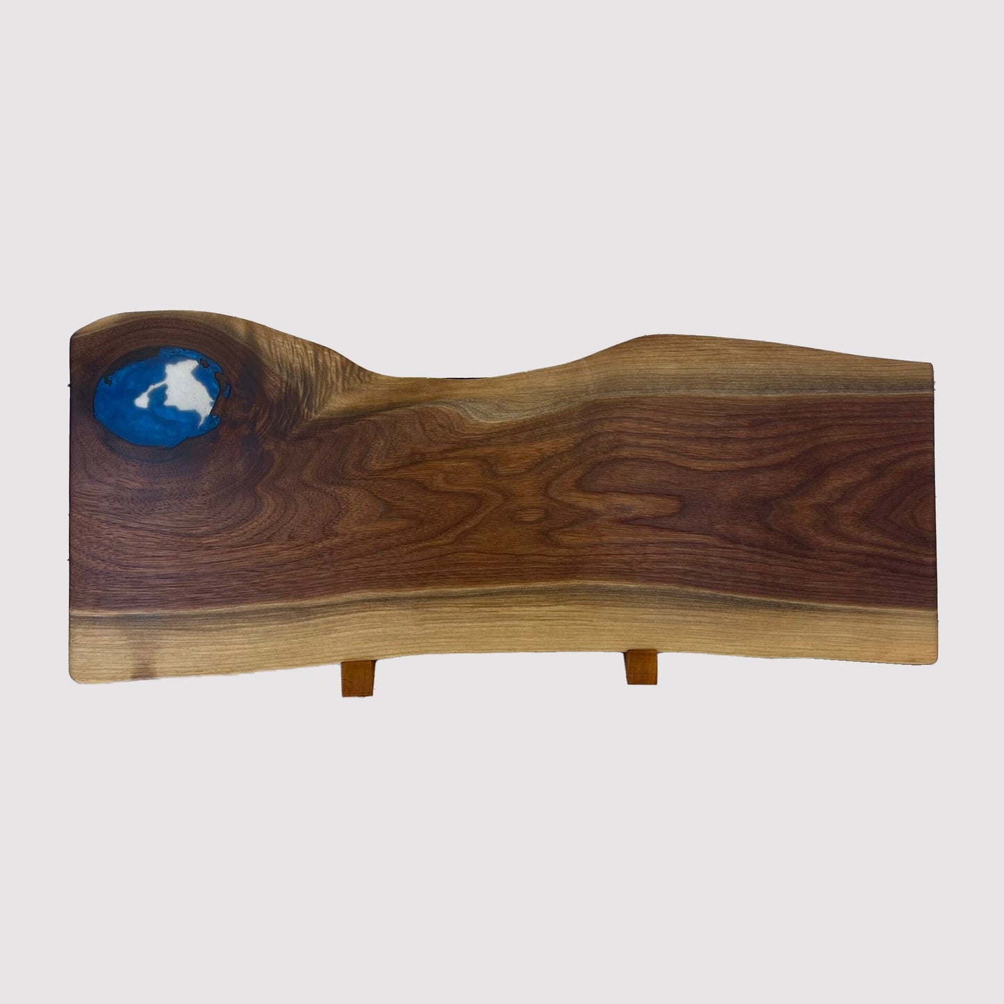 Knotical Walnut Presentation Board