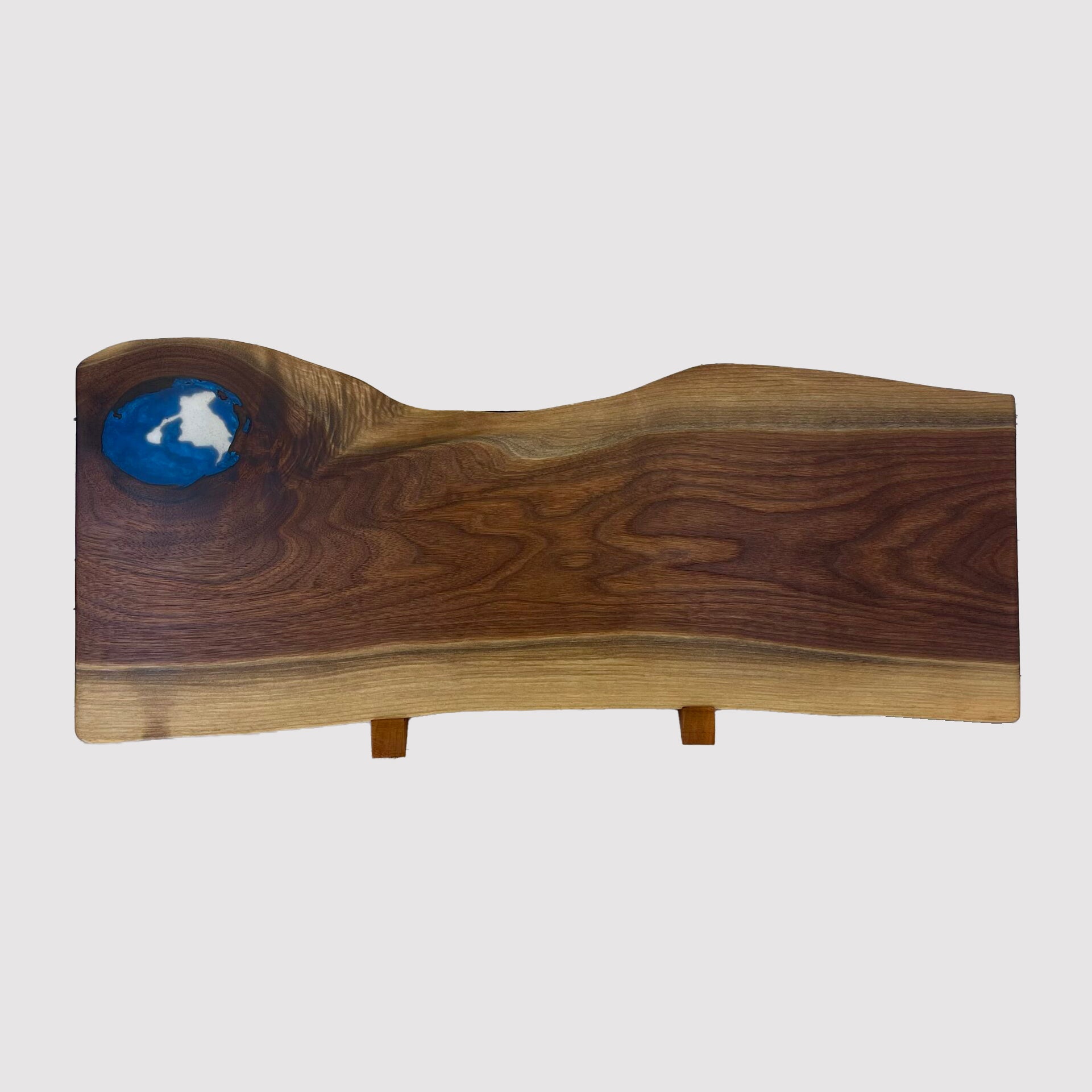 Knotical Walnut Presentation Board