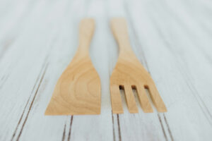 9-inch Beech salad utensil set