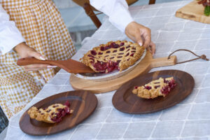 7 Stunning Large Wooden Bowls for Your Kitchen