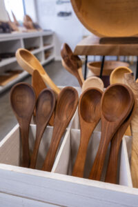 Wooden Spoons. What are the advantages of wooden Utensils?