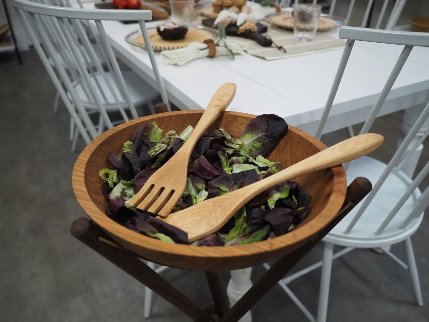 7 Best Artisan Wooden Salad Bowls for Chopping