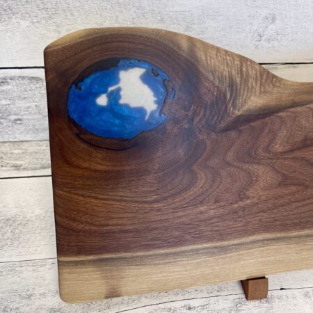 Knotical Walnut Presentation Board